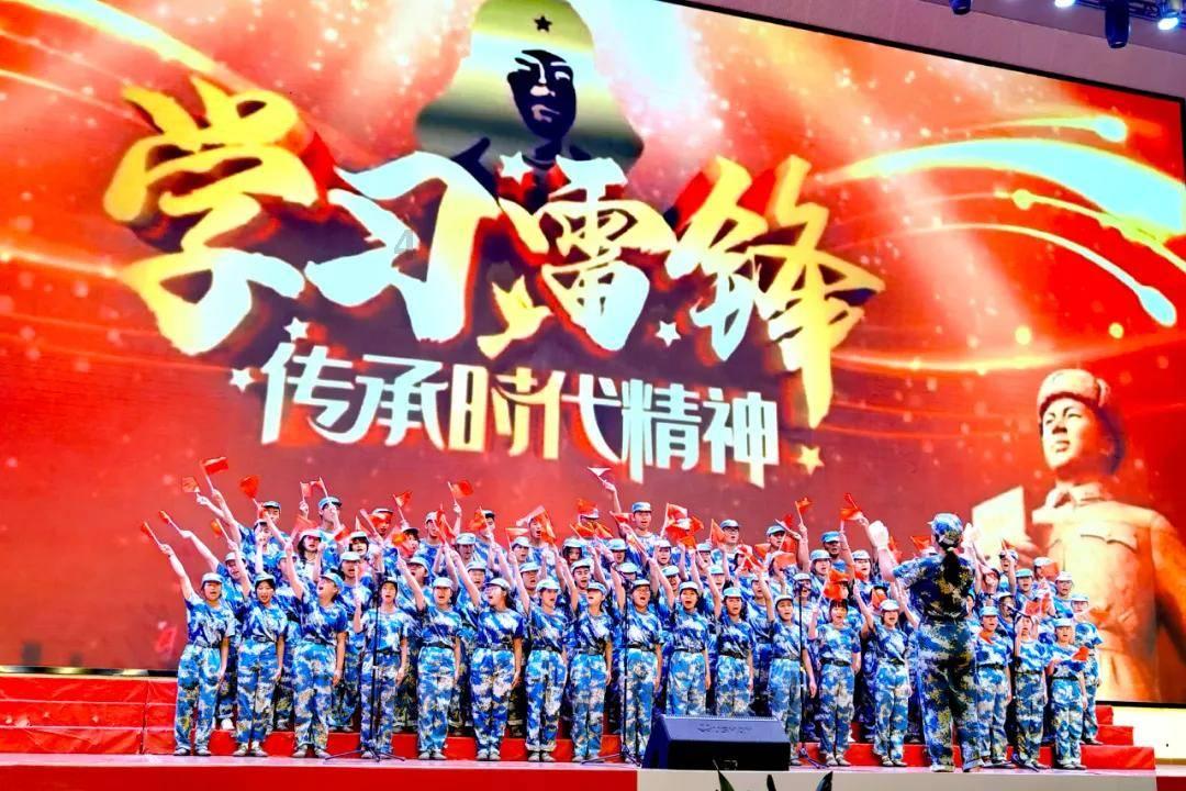 我什么都不想要 我就想让你陪在我身边 幸福什么都无所谓了 我要的从头到尾都？游戏画面